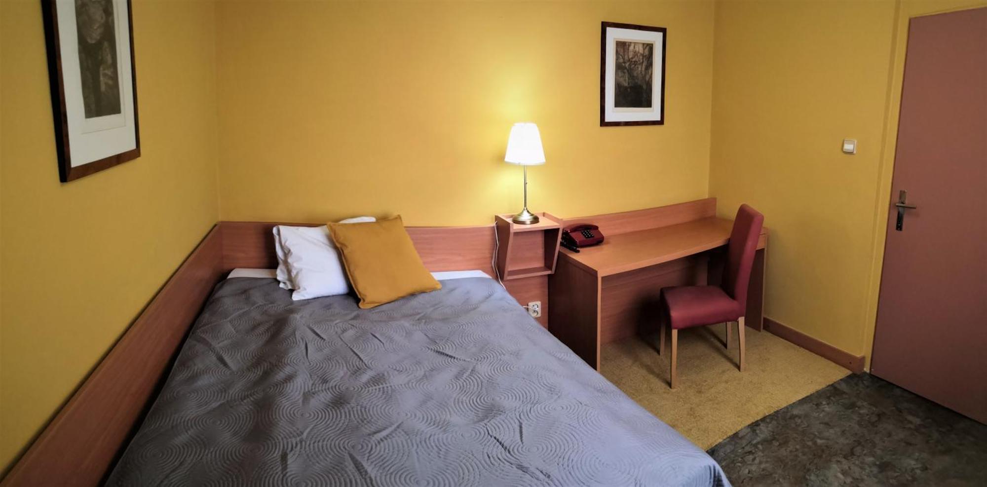 Hotel Benica Benesov  Exteriör bild
