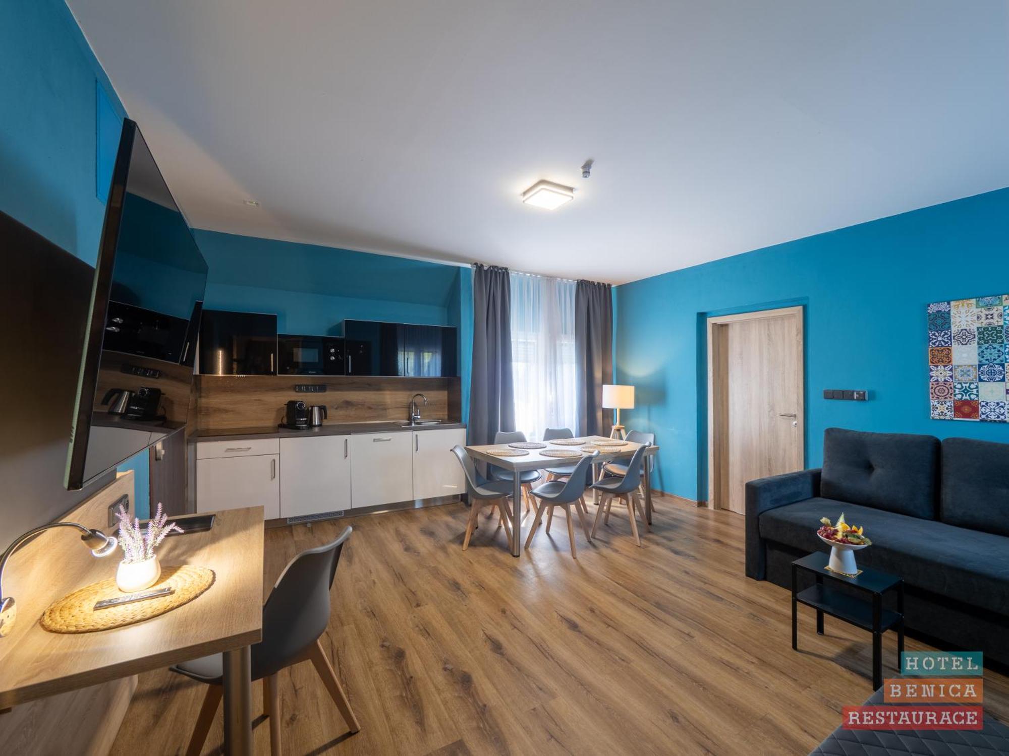 Hotel Benica Benesov  Exteriör bild